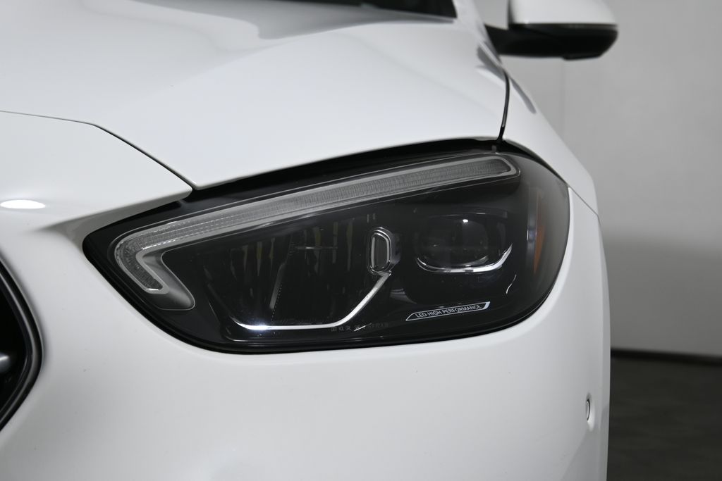 Thumbnail: 2023 Mercedes-Benz C-Class - 10