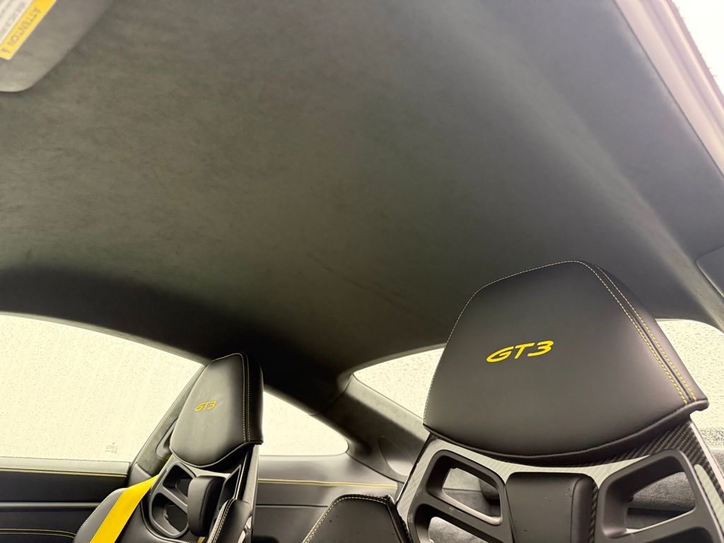 Thumbnail: 2024 Porsche 911 - 18