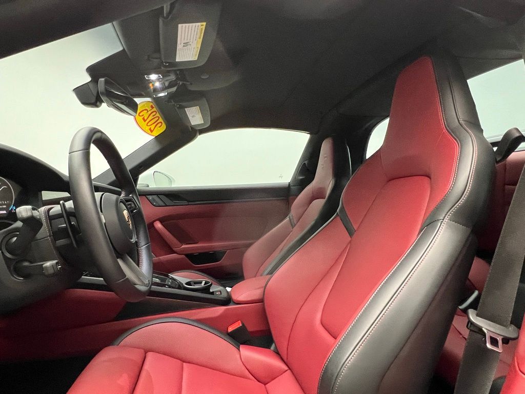 Thumbnail: 2025 Porsche 911 - 5