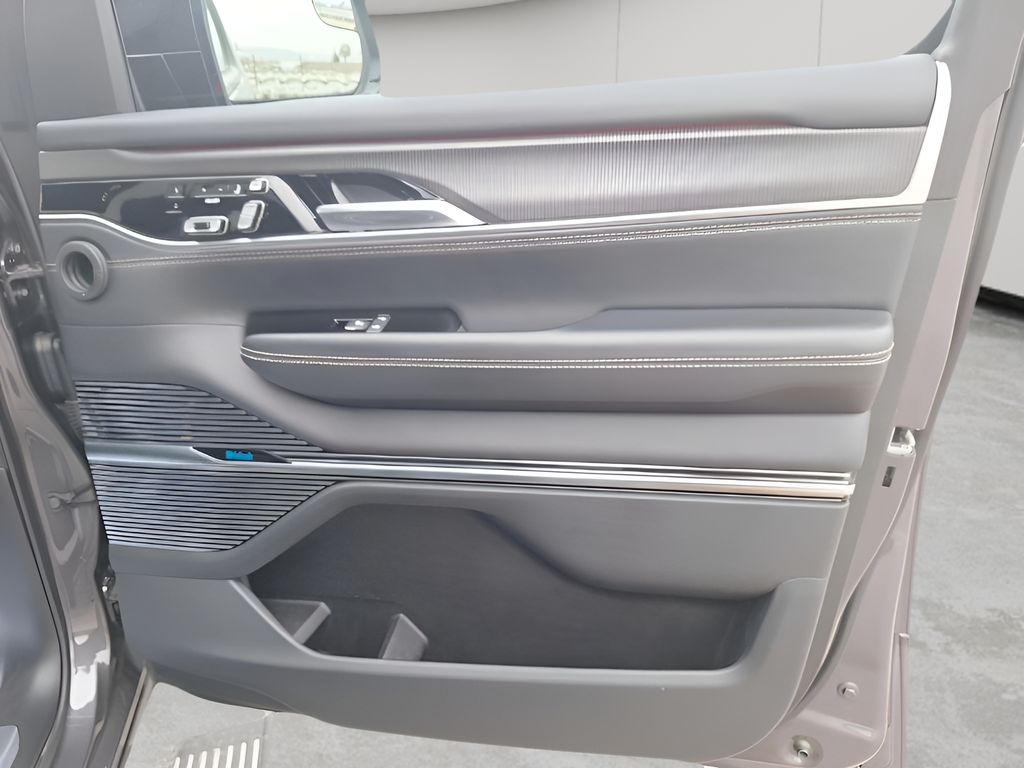 2024 Grand Wagoneer L Grand Wagoneer L