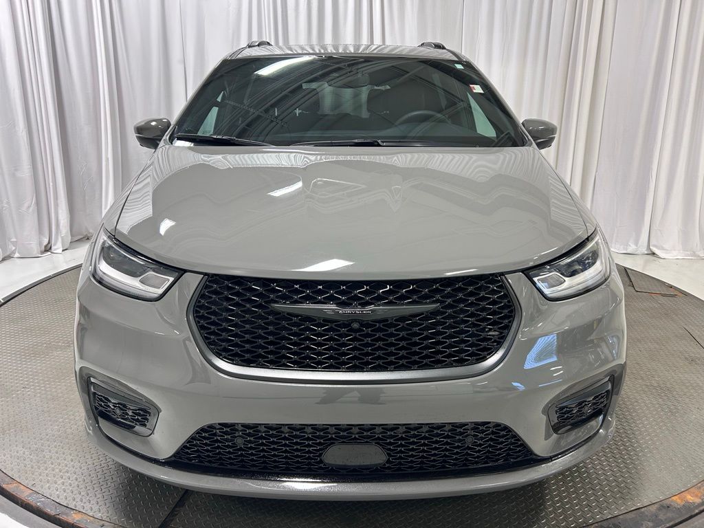 used 2023 Chrysler Pacifica car, priced at $34,450