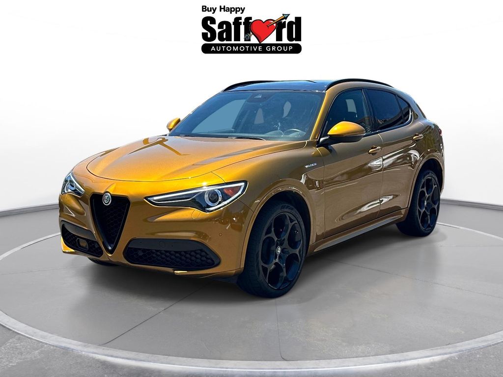 2022 Alfa Romeo Stelvio Veloce