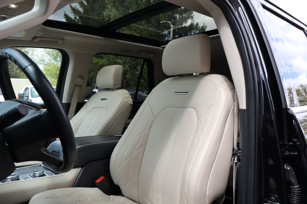 used 2023 Ford Expedition car, priced at $55,900