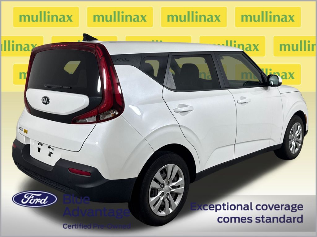 Certified Used 2020 White Kia LX image 4