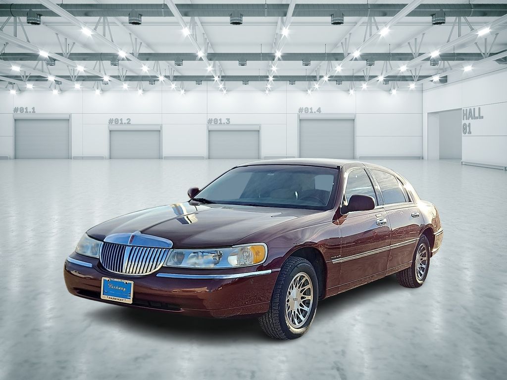 2001 Lincoln Town Car Signature