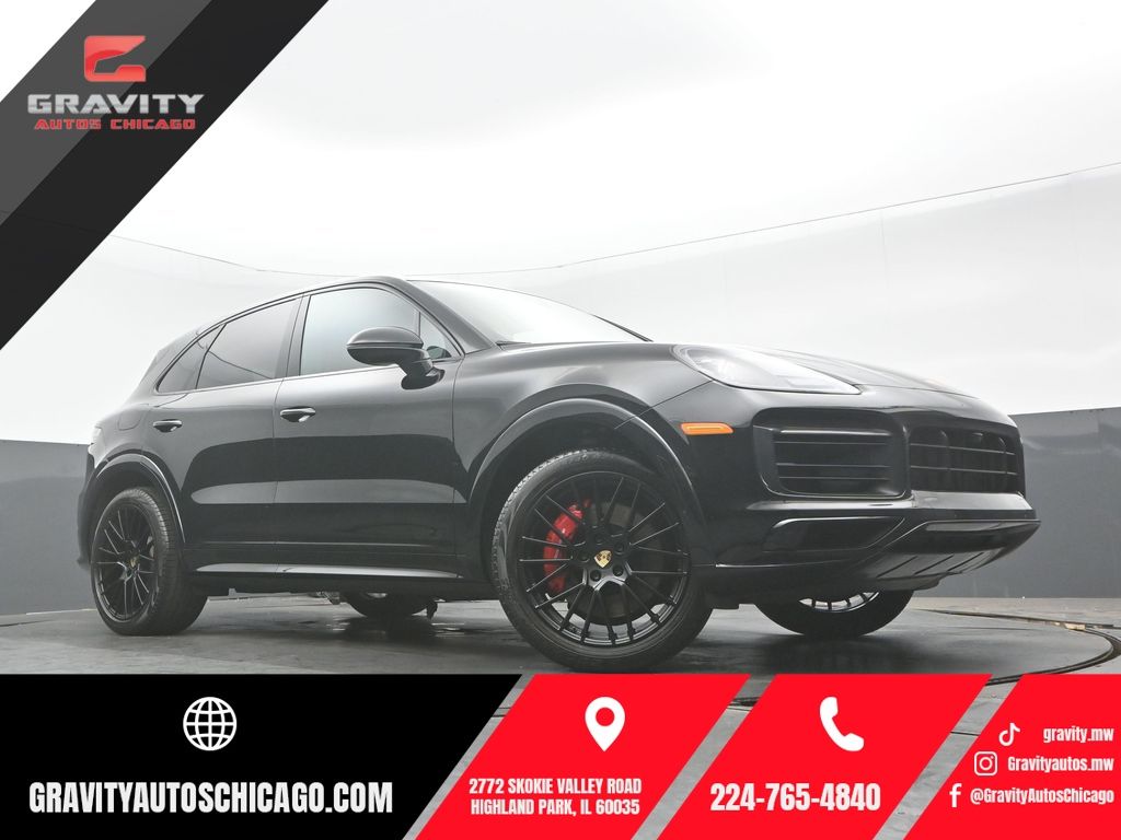2023 Porsche Cayenne GTS's photo