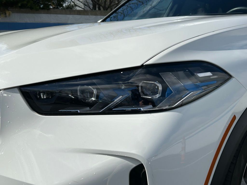 2024 BMW X5 xDrive50e 9