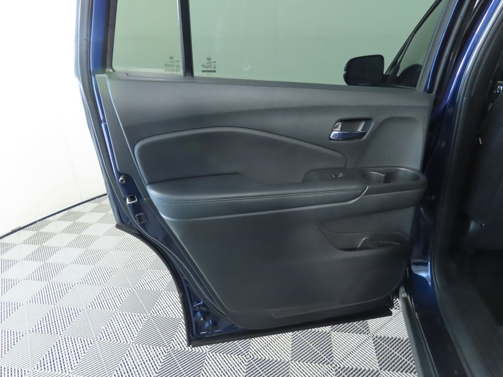 2022 Honda Pilot Sport 27