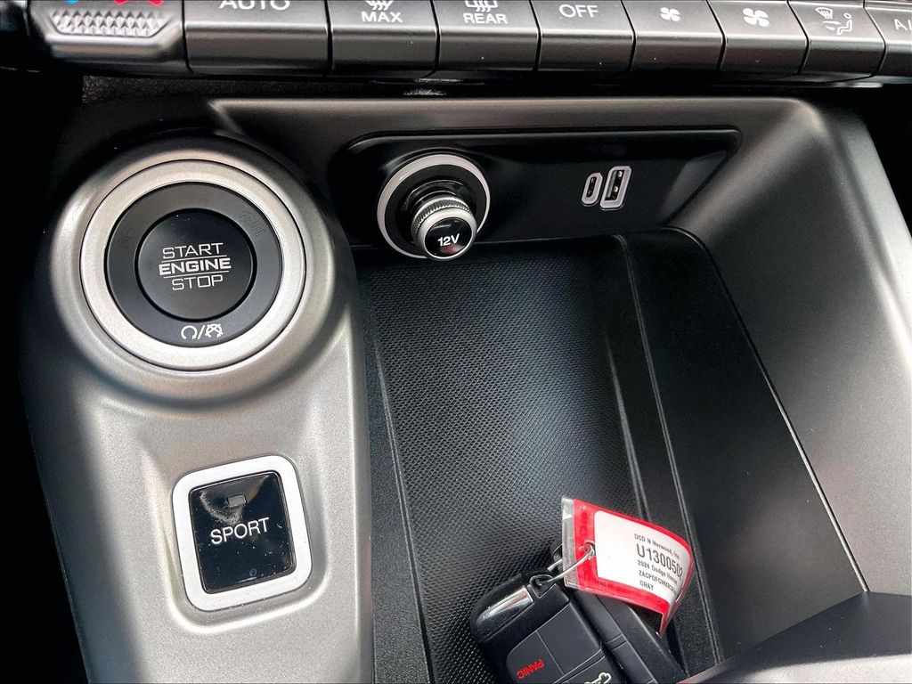 2024 Dodge Hornet — photo 26