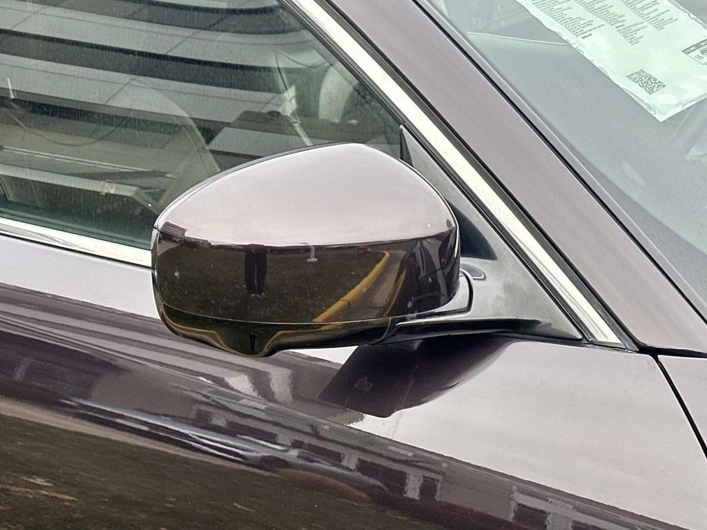 Thumbnail: 2011 INFINITI FX35 - 18