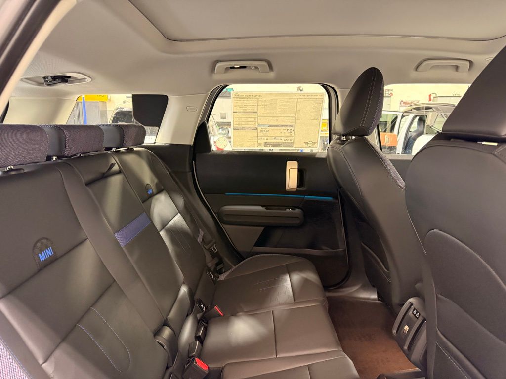 Thumbnail: 2025 MINI Cooper Countryman - 26