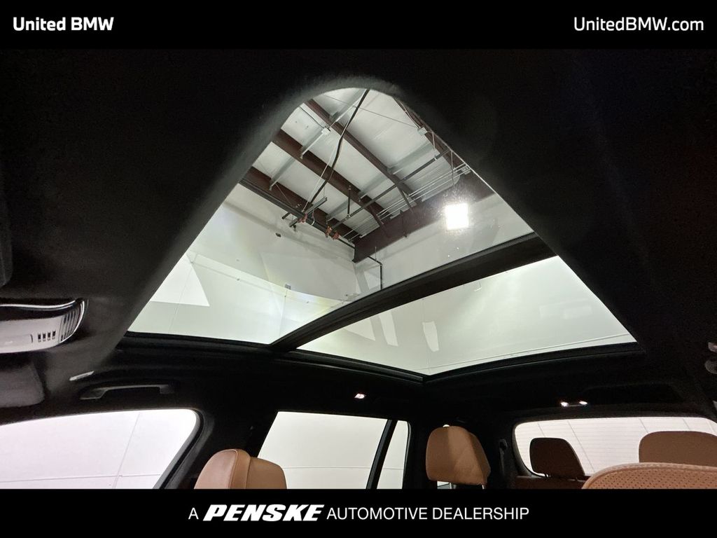 Thumbnail: 2023 BMW X7 - 20
