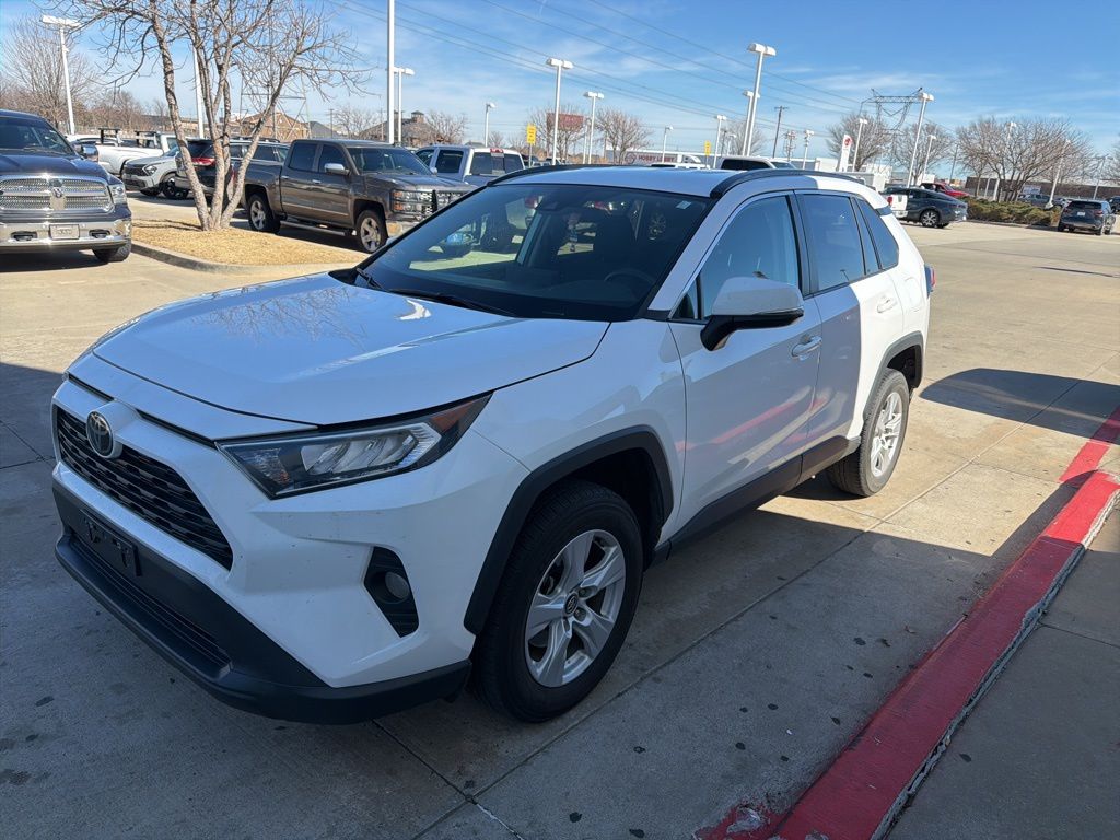 2021 Toyota RAV4 XLE FWD