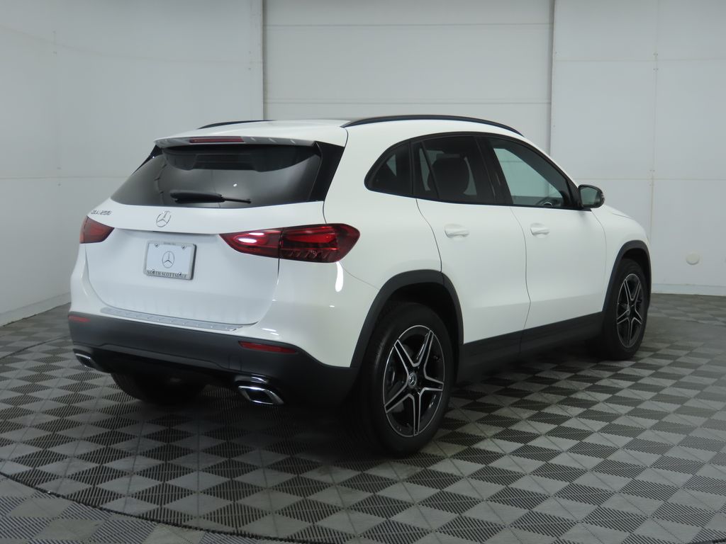 Thumbnail: 2026 Mercedes-Benz GLA - 5