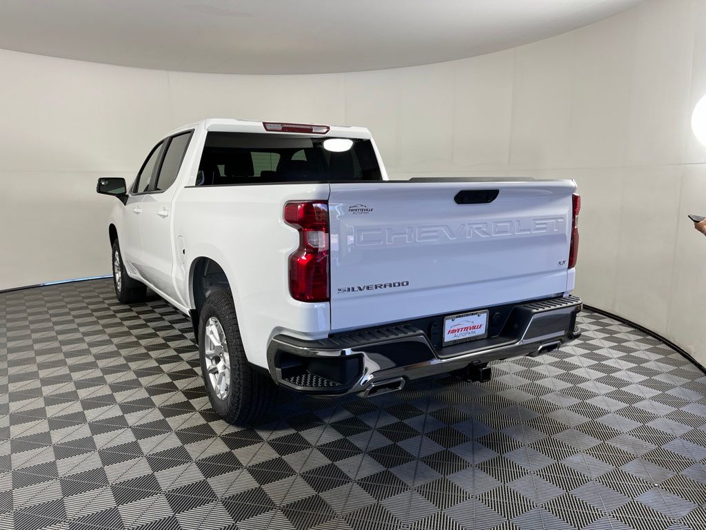 Thumbnail: 2026 Chevrolet Silverado 1500 - 3