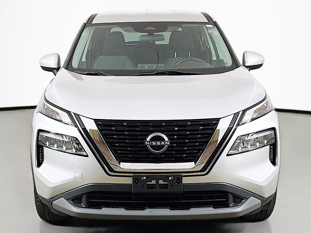 Used 2023 Silver Nissan SV image 11