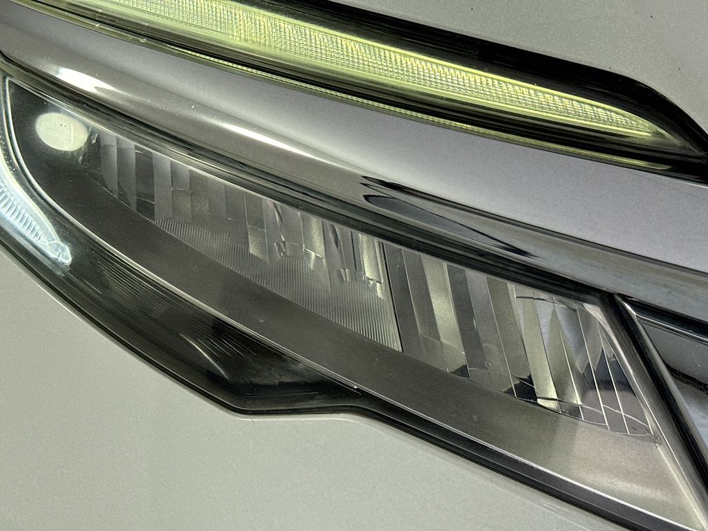 Used Car 2020 Honda Pilot  Touring For Sale Under $25,000 In Austin, Texas