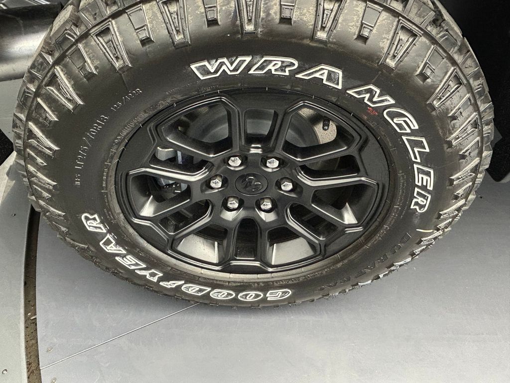 New 2026 Bright White Clearcoat Ram Rebel image 37