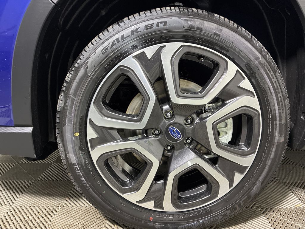2026 Subaru Ascent Limited - Photo 4