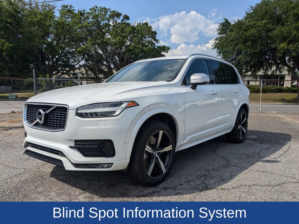 2019 Volvo XC90 T6 R-Design