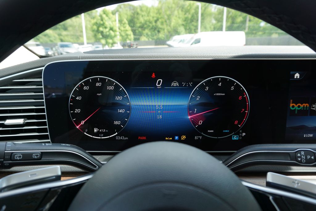 2025 Mercedes-Benz GLS 450 4MATIC 30