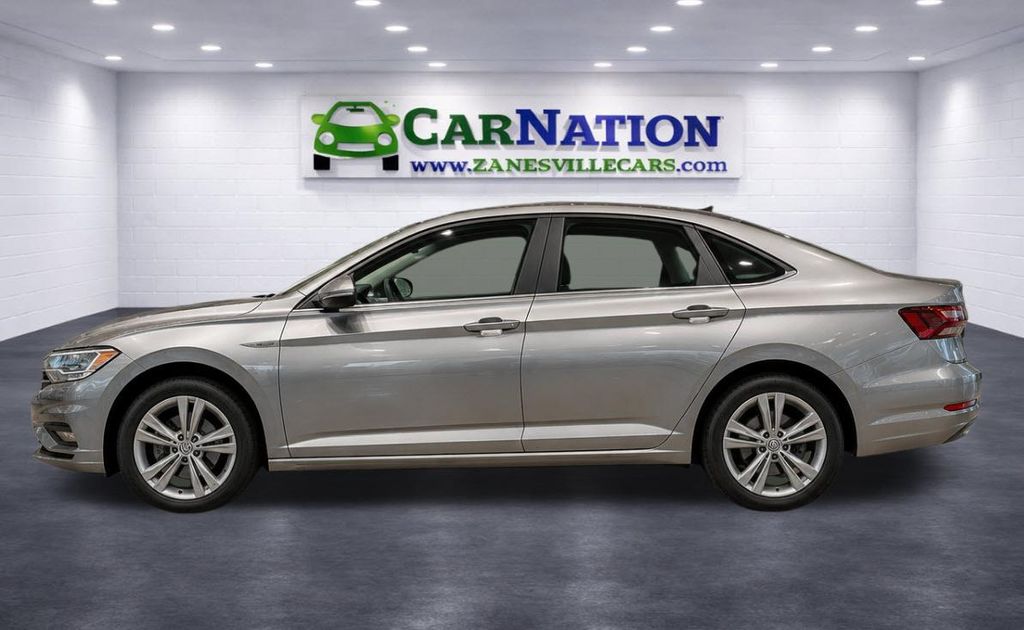 Photo 3 of 2019 Volkswagen Jetta R-Line