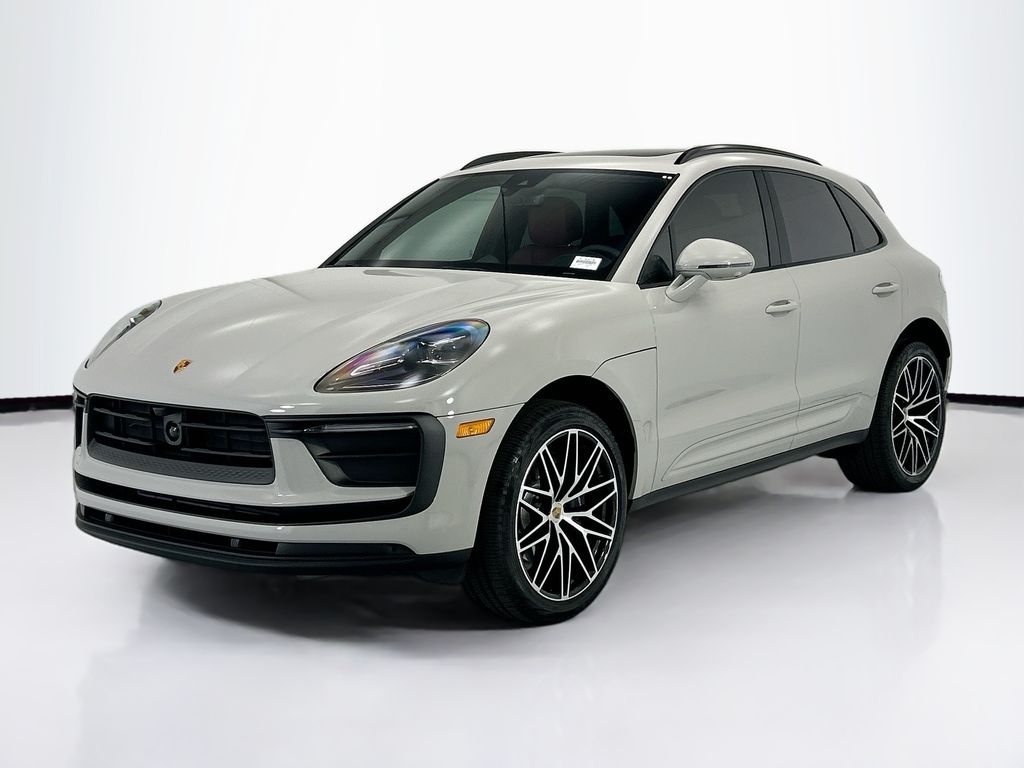 Thumbnail: 2026 Porsche Macan - 1