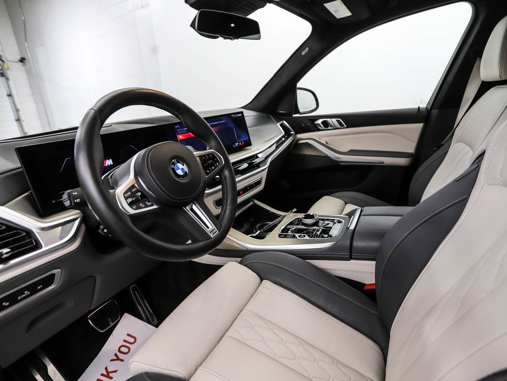 Thumbnail: 2024 BMW X7 - 10