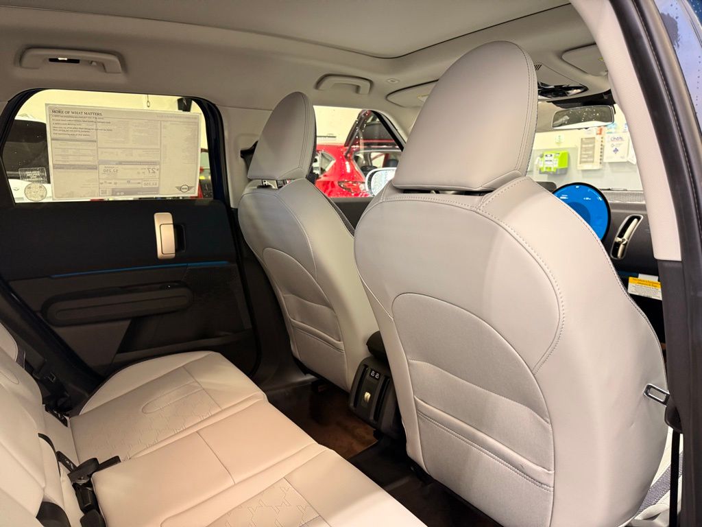 Thumbnail: 2025 MINI Cooper Countryman - 25