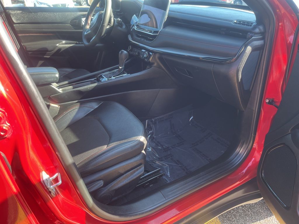 Used 2025 Red Jeep Trailhawk image 10