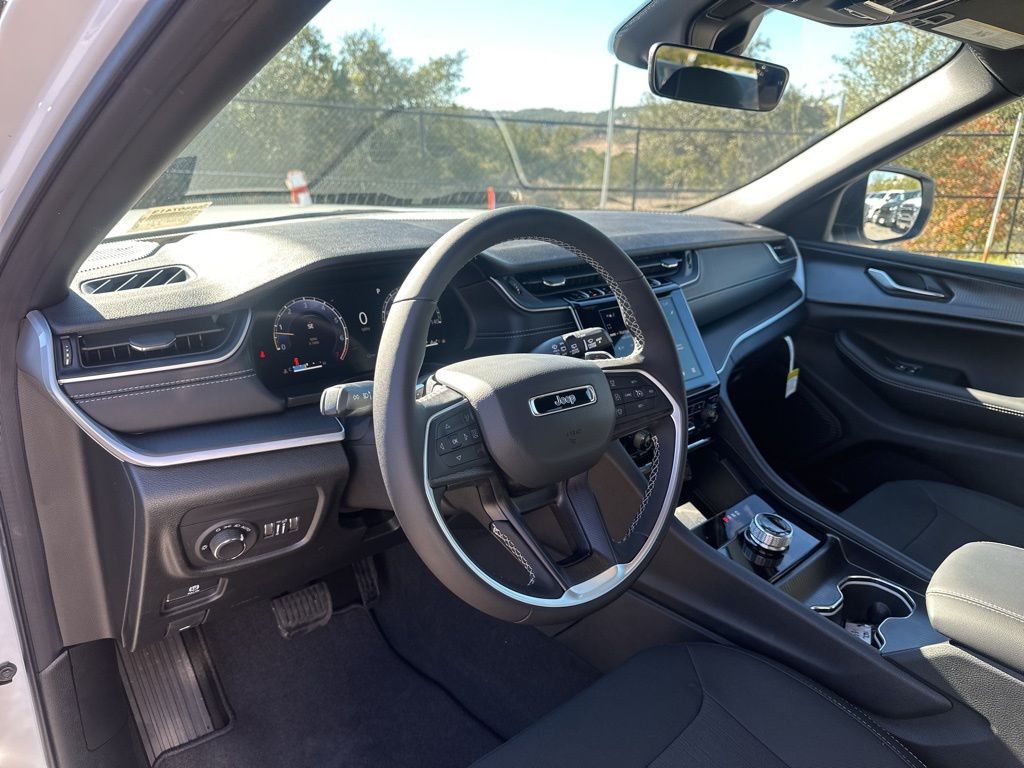 New Car 2025 Jeep Grand Cherokee L  For Sale Under $40,000 In Austin, Texas