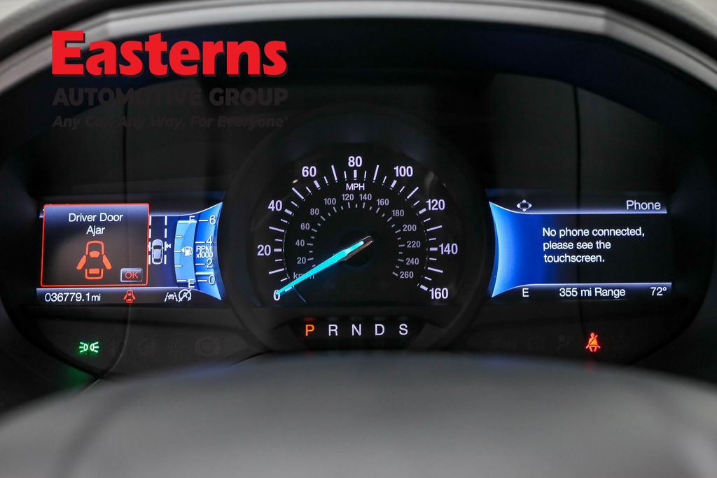 Used 2024 Silver Ford SEL image 18