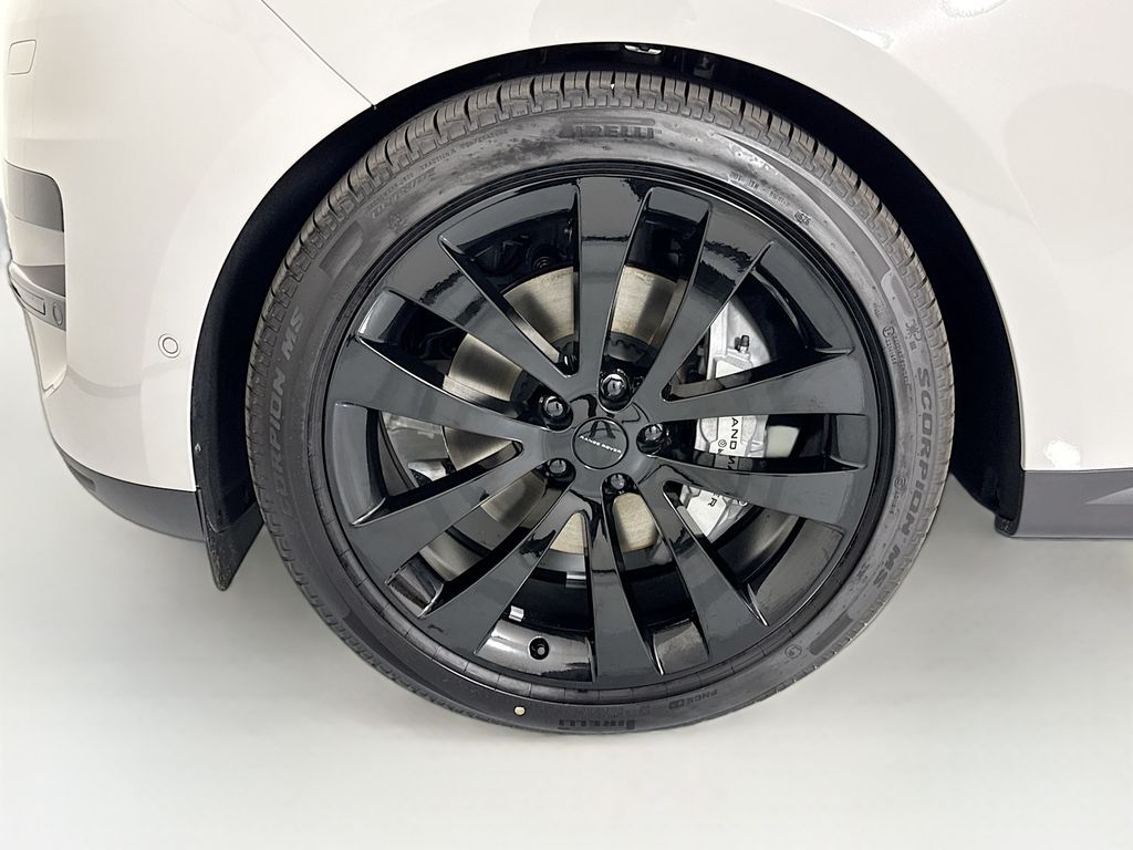 Thumbnail: 2026 Land Rover Range Rover Sport - 32