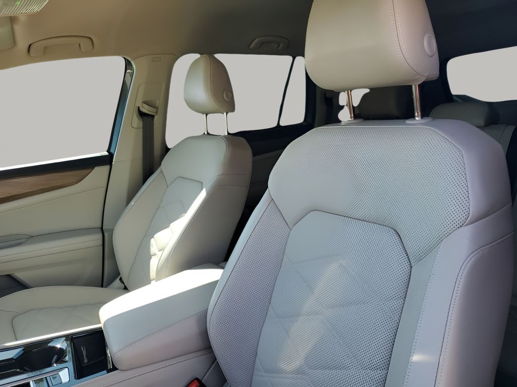 Used Car 2024 Volkswagen Atlas  2.0t Se W/technology For Sale Under $35,000 In Austin, Texas