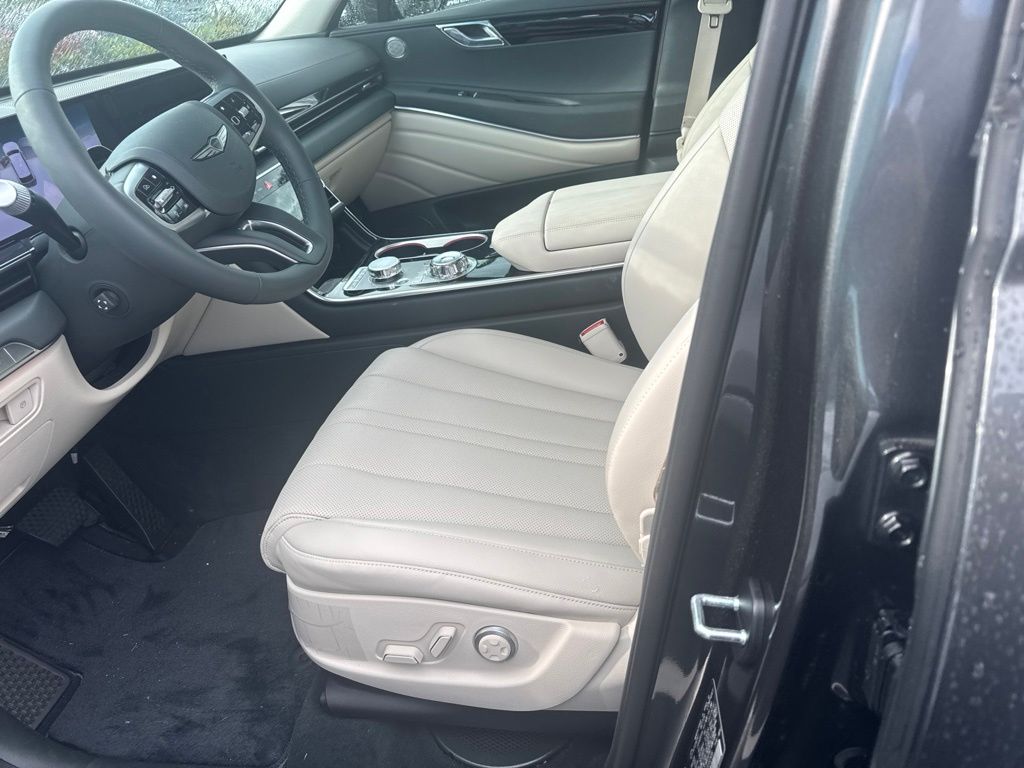 2026 Genesis GV80 2.5T