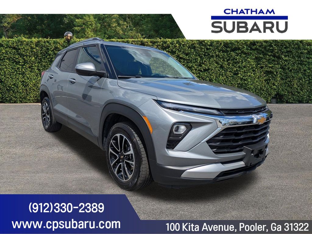 Sterling Gray Metallic 2025 Chevrolet Trailblazer SUV / Crossover Four-Wheel Drive 9-Speed Automatic