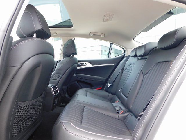 New 2026 White Genesis 2.5T Prestige image 5