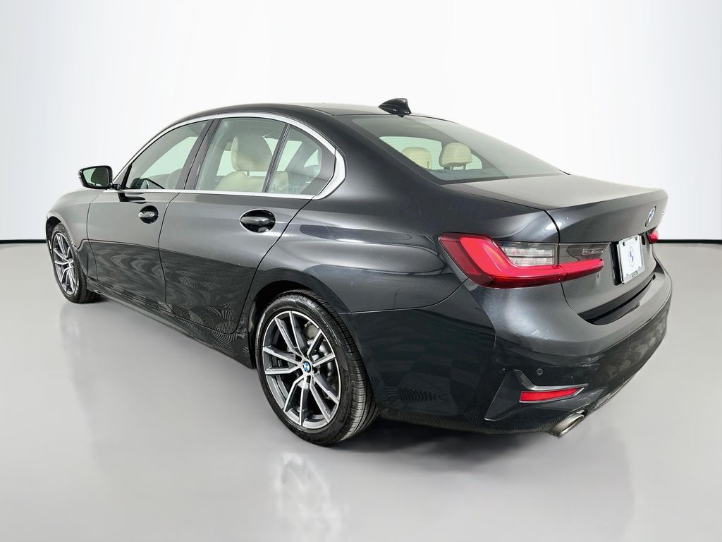 Thumbnail: 2022 BMW 3 Series - 7