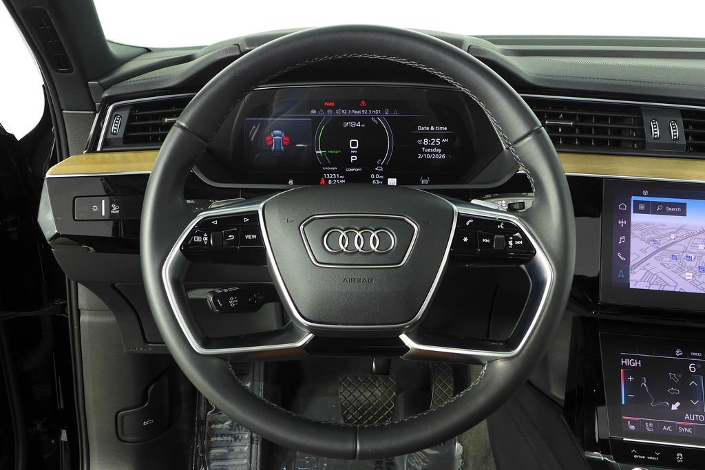 Thumbnail: 2024 Audi Q8 e-tron - 27