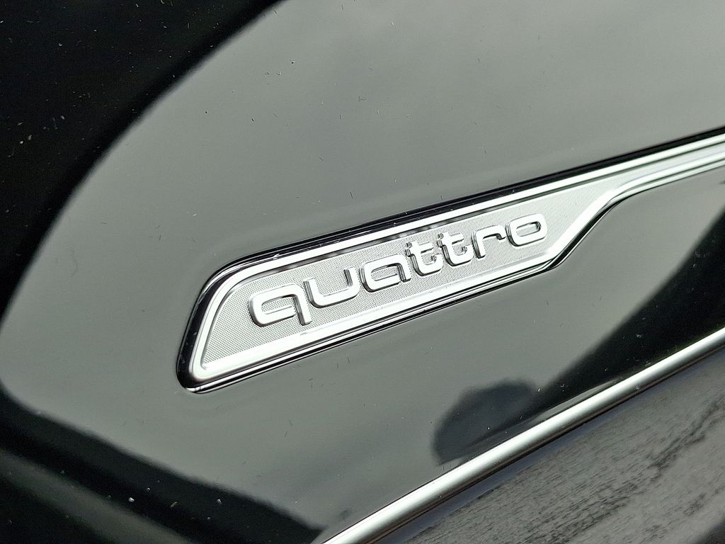 Thumbnail: 2026 Audi Q7 - 19