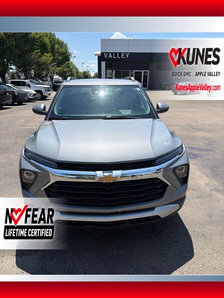 Sterling Gray Metallic 2025 Chevrolet Trailblazer SUV / Crossover Four-Wheel Drive 9-Speed Automatic