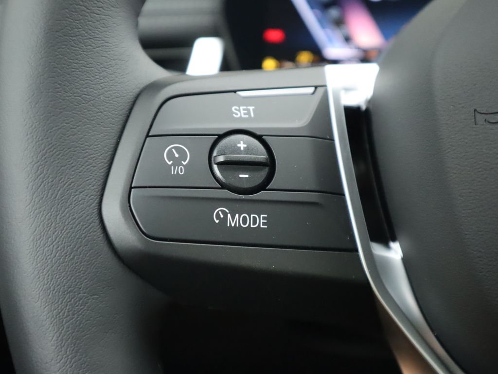 Thumbnail: 2025 BMW X1 - 11