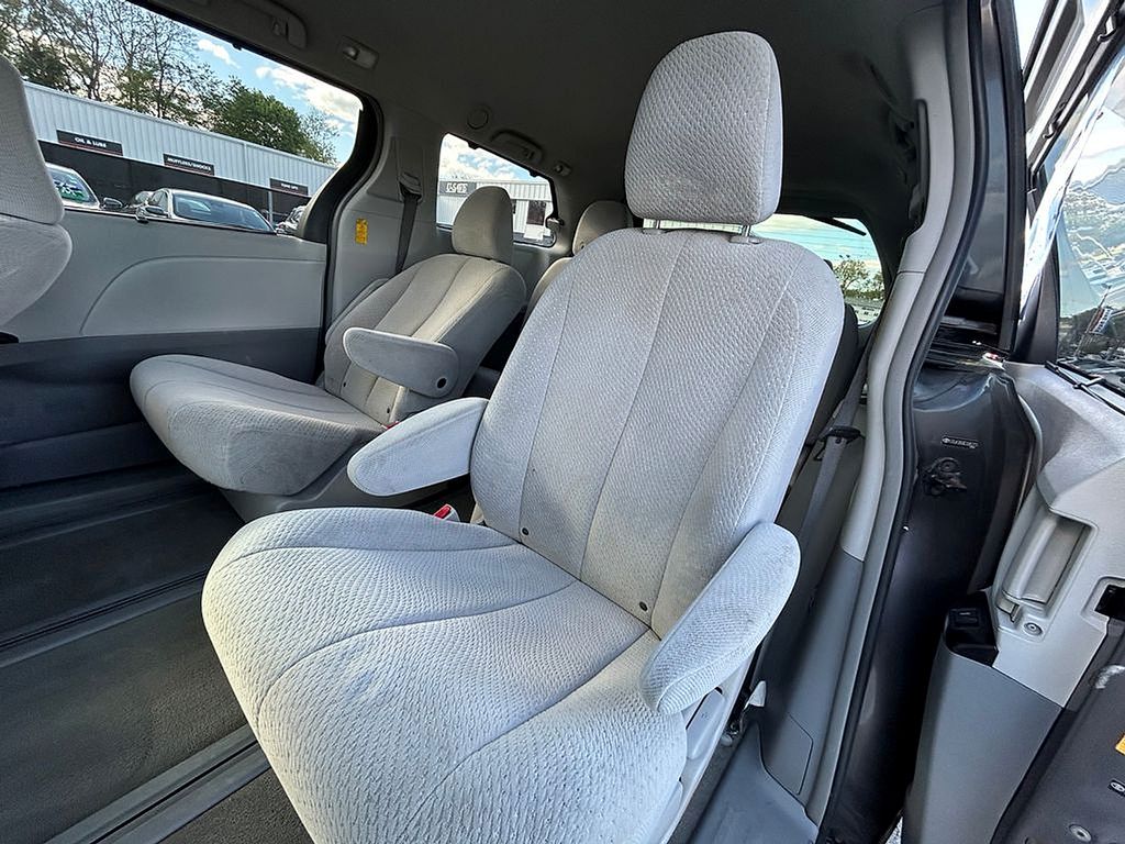 2014 Toyota Sienna