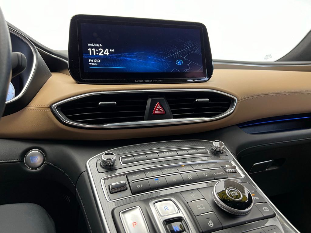 Thumbnail: 2022 Hyundai Santa Fe - 12
