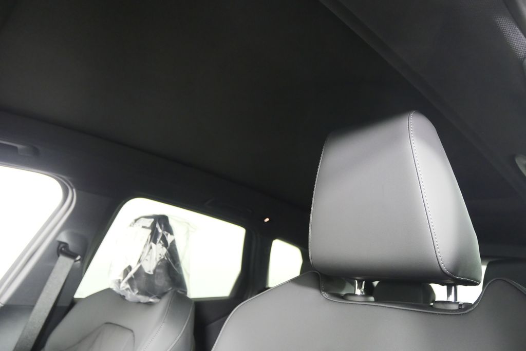 Thumbnail: 2025 BMW X3 - 12