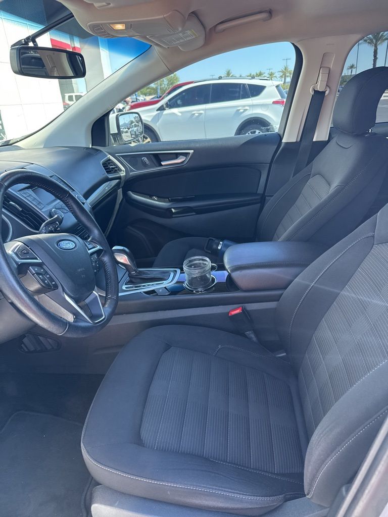 2018 Ford Edge SEL 9