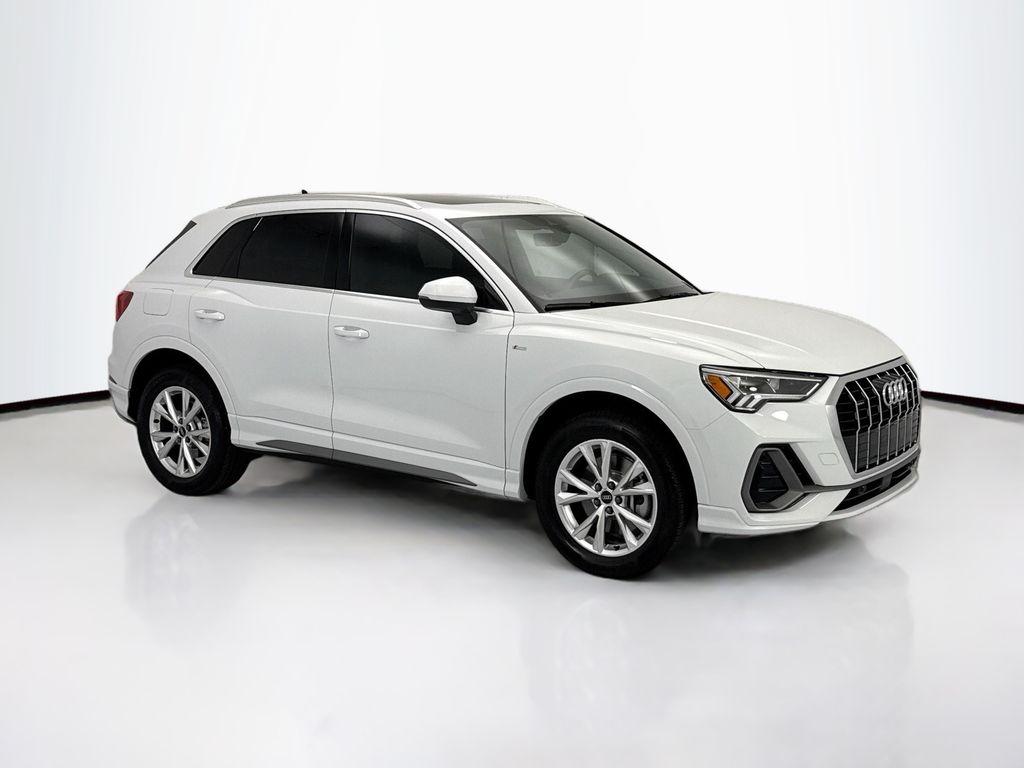 Thumbnail: 2025 Audi Q3 - 3