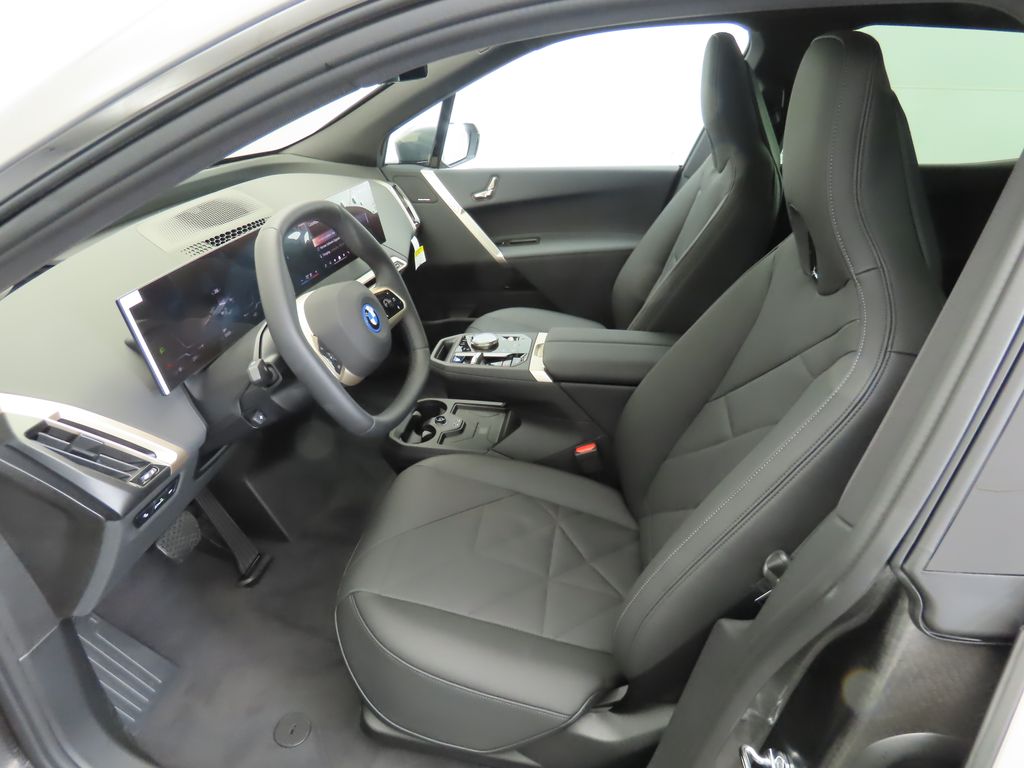 2025 BMW iX xDrive50 20