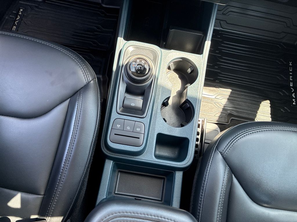 Used 2024 Red Ford Lariat image 16