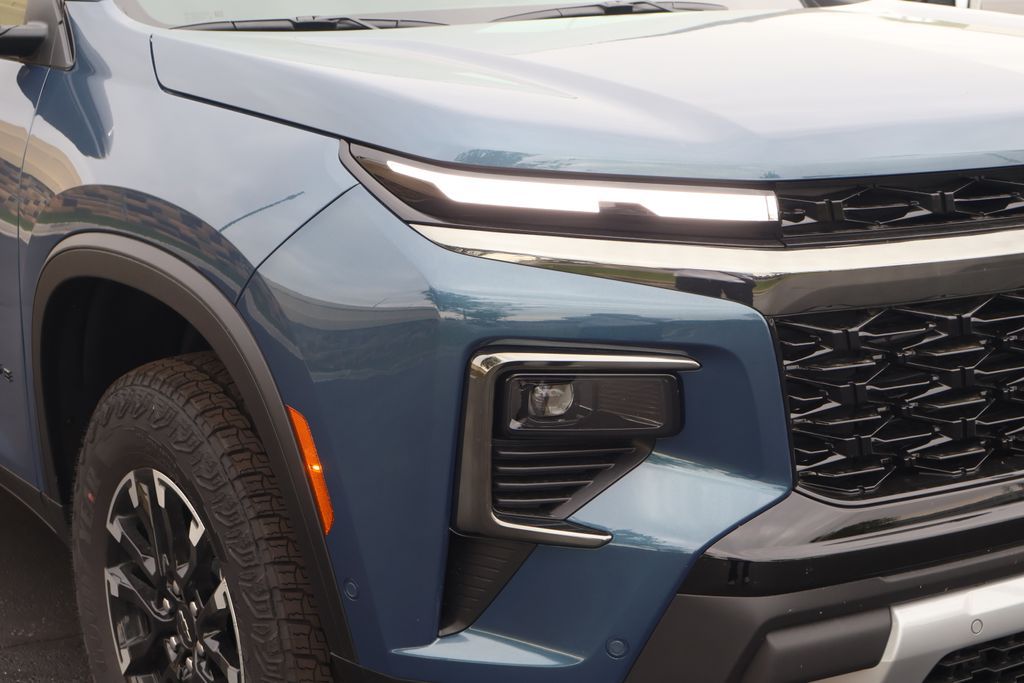 Thumbnail: 2026 Chevrolet Traverse - 3